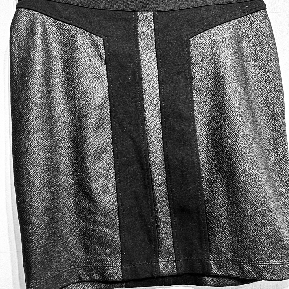 BCBGMaxAzria Black Mini Pencil Skirt.